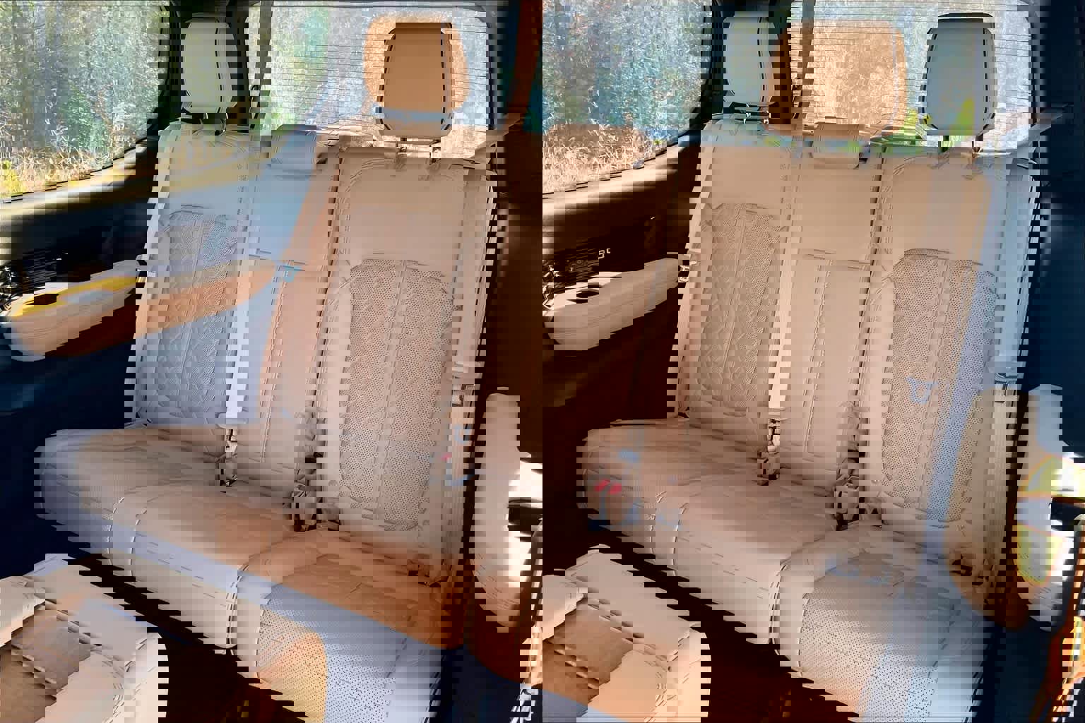 Used 2022 Jeep Grand Wagoneer Series III w/ HD Trailer Tow Package image 23