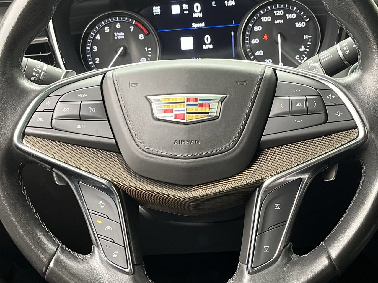 Certified 2020 Cadillac XT5 Sportv w/ Platinum Package AWD/4WD image 16