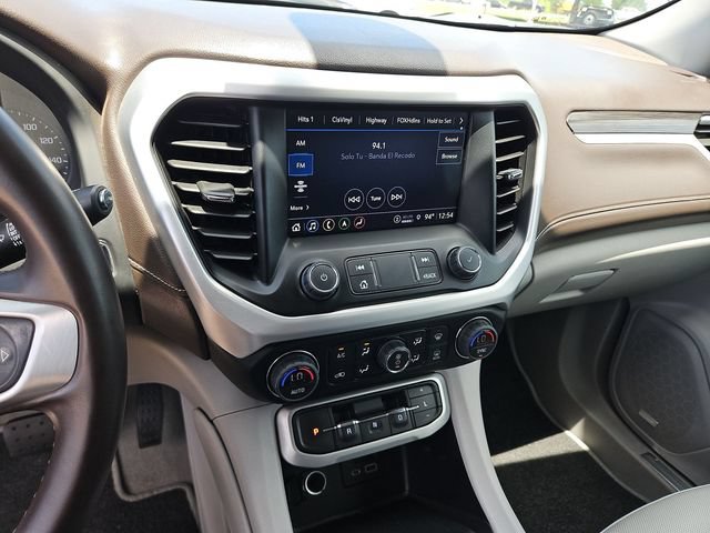 Used 2023 GMC Acadia SLT AWD/4WD image 11