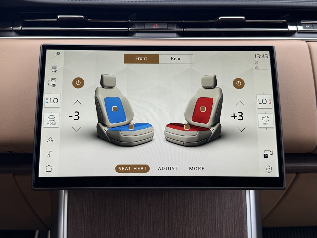 New 2025 Land Rover Range Rover SE image 25