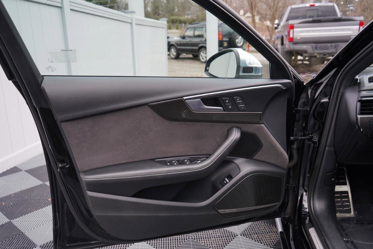 Used 2019 Audi S4 Premium Plus w/ Premium Plus Package image 16