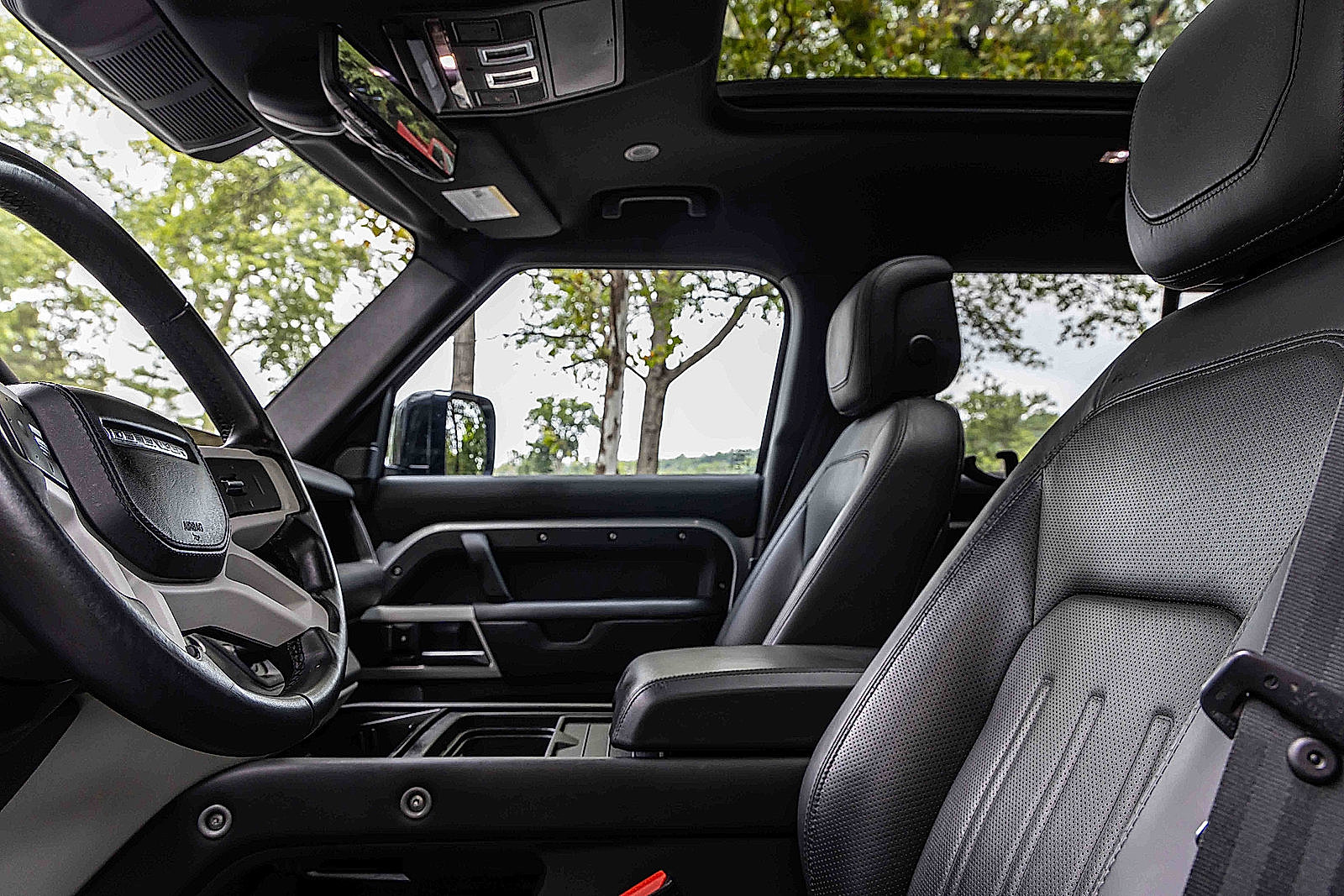 Used 2022 Land Rover Defender 110 XS Edition image 8