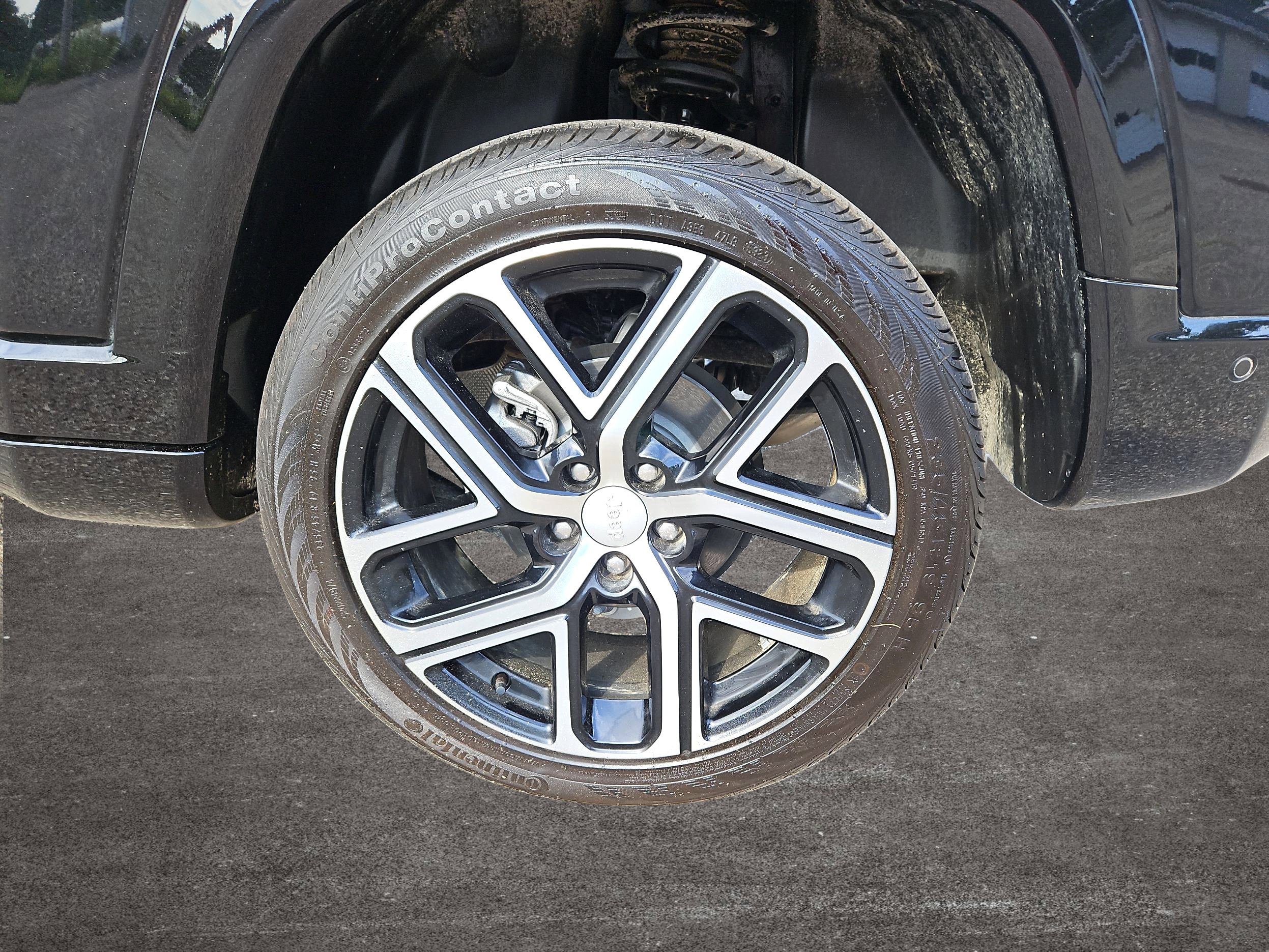 New 2024 Jeep Compass Limited w/ Elite Group image 36