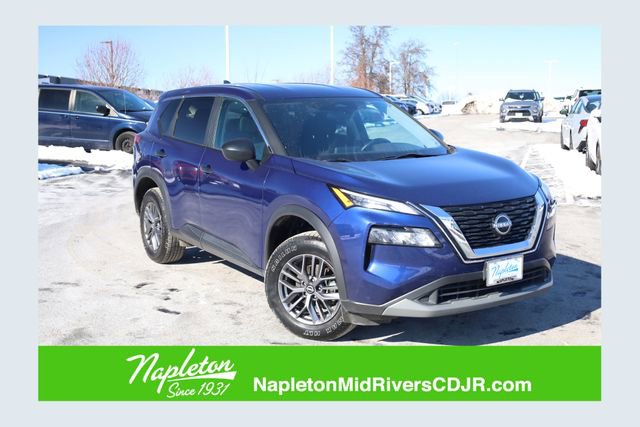 Used 2023 Nissan Rogue S image 1