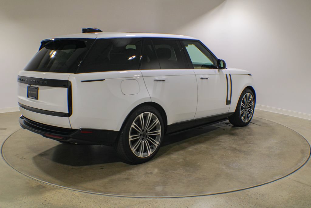 Certified 2026 Land Rover Range Rover Autobiography AWD/4WD image 5