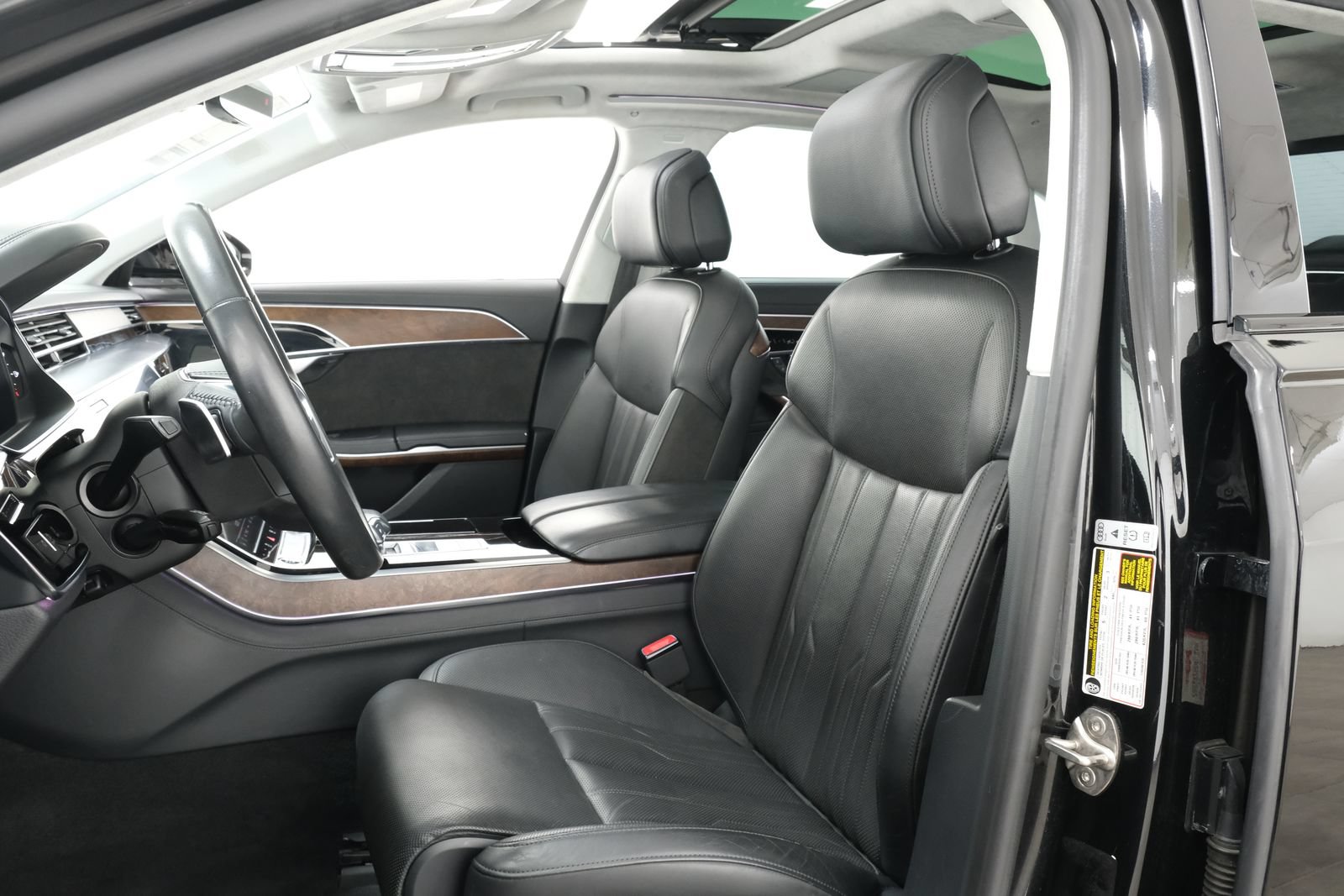 Used 2021 Audi A8 L 4.0T w/ Luxury Package AWD/4WD image 29