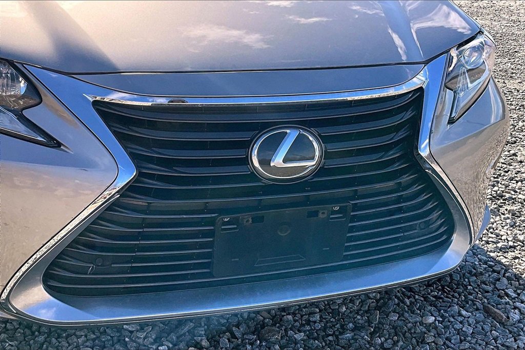 Used 2018 Lexus ES 350 image 25