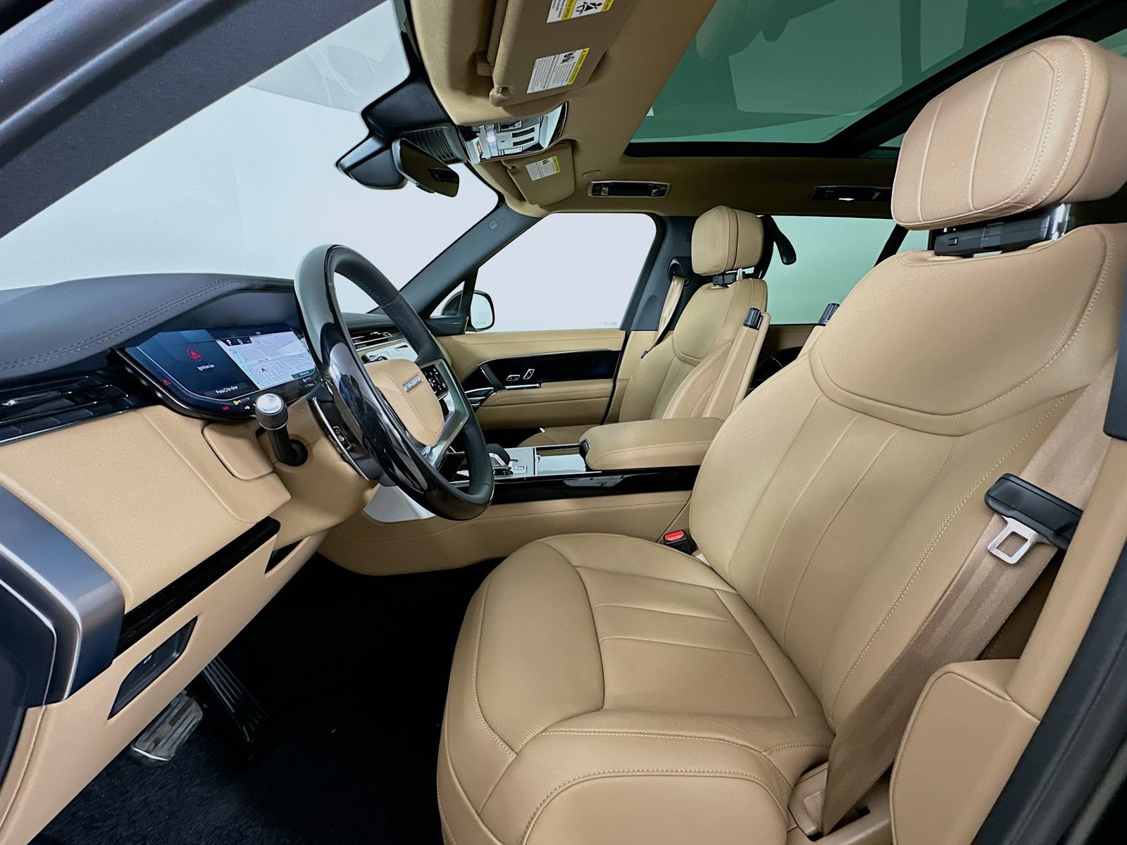 New 2026 Land Rover Range Rover Long Wheelbase SE AWD/4WD image 33
