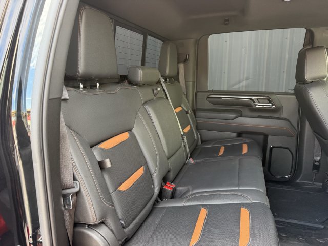 Used 2024 GMC Sierra 2500 AT4 w/ AT4 Premium Plus Package AWD/4WD image 32