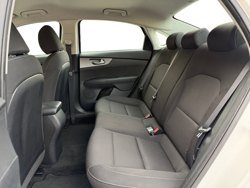 Used 2020 Kia Forte LXS image 18