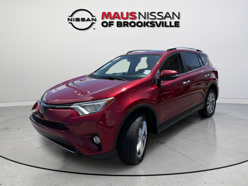 Used 2018 Toyota RAV4 Limited FWD image 4