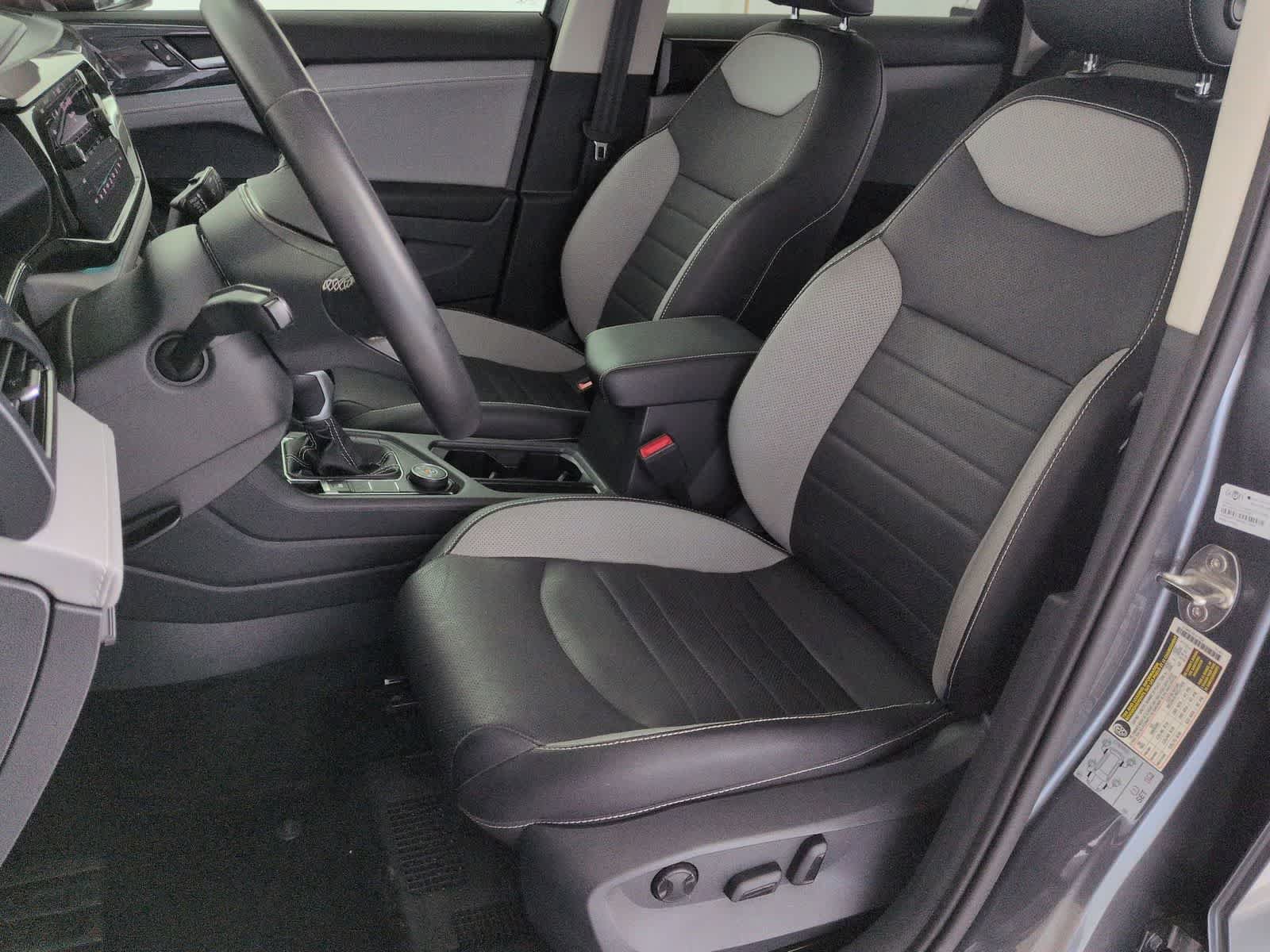 Certified 2022 Volkswagen Taos SEL AWD/4WD image 15