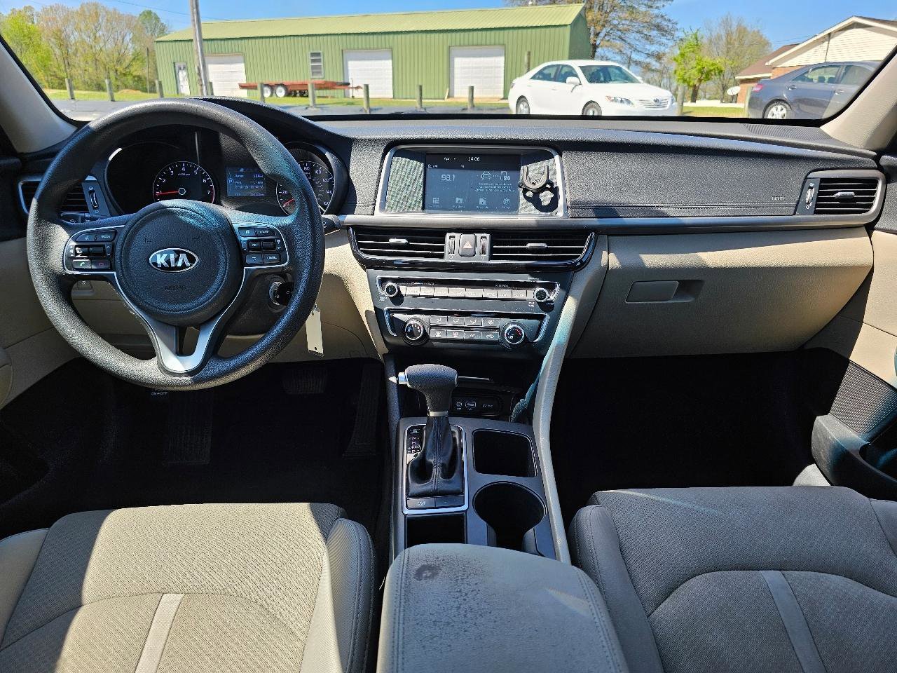 Used 2018 Kia Optima LX w/ Convenience Package FWD image 37