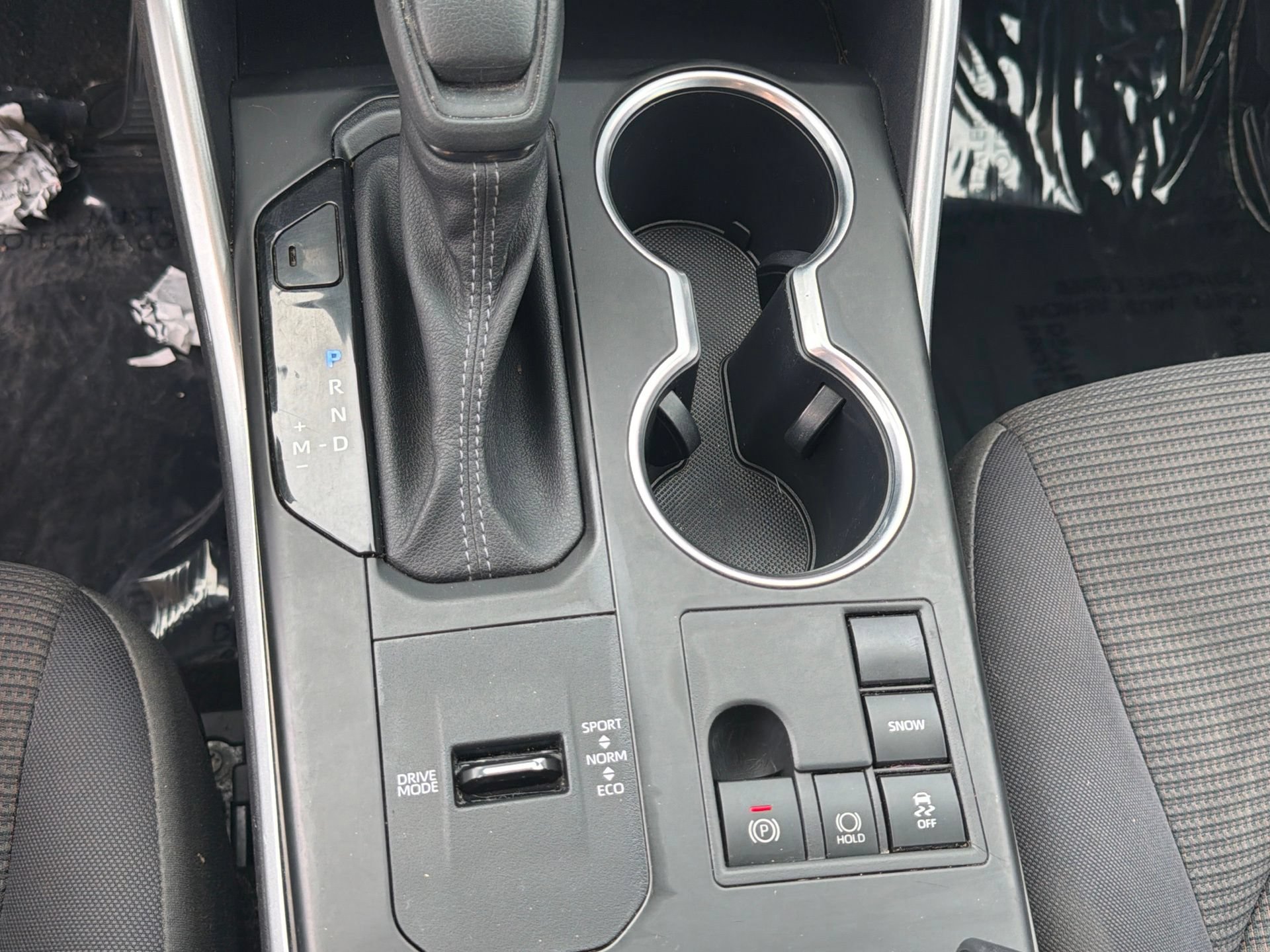 Used 2023 Toyota Highlander L FWD image 19