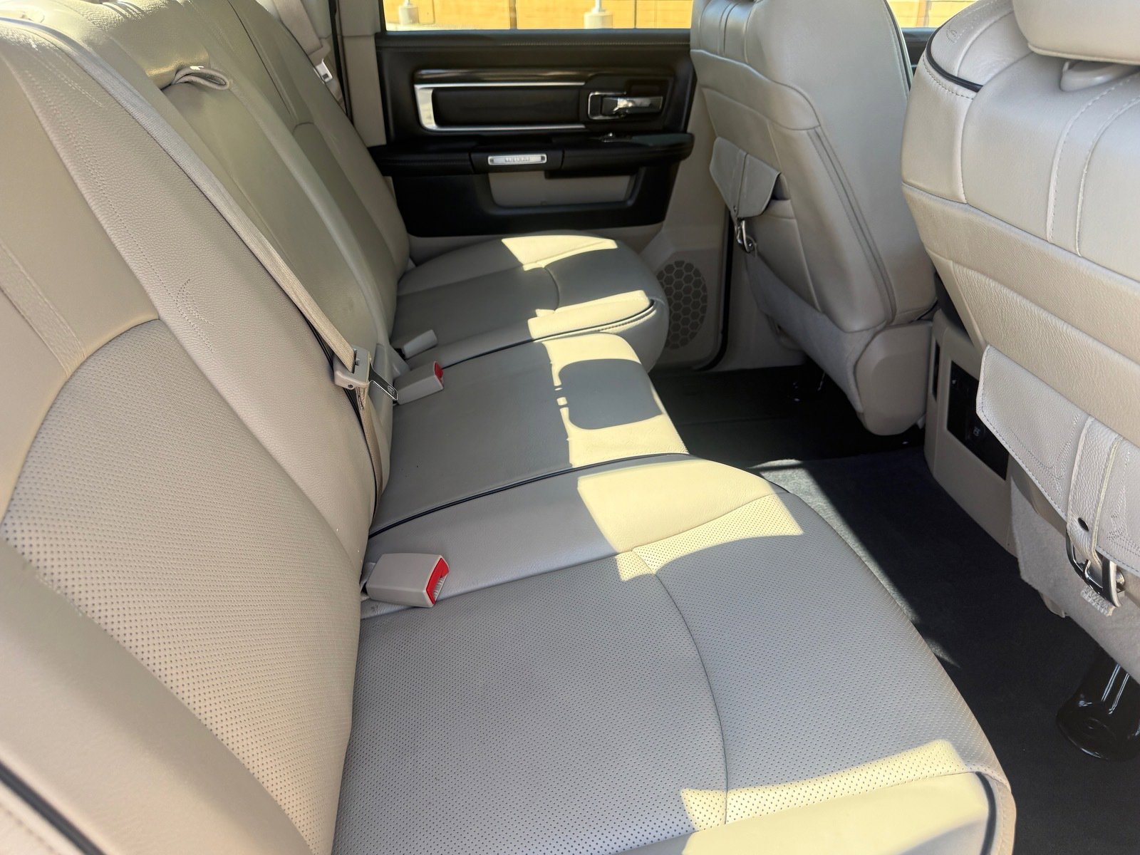 Used 2018 RAM 2500 Limited image 15