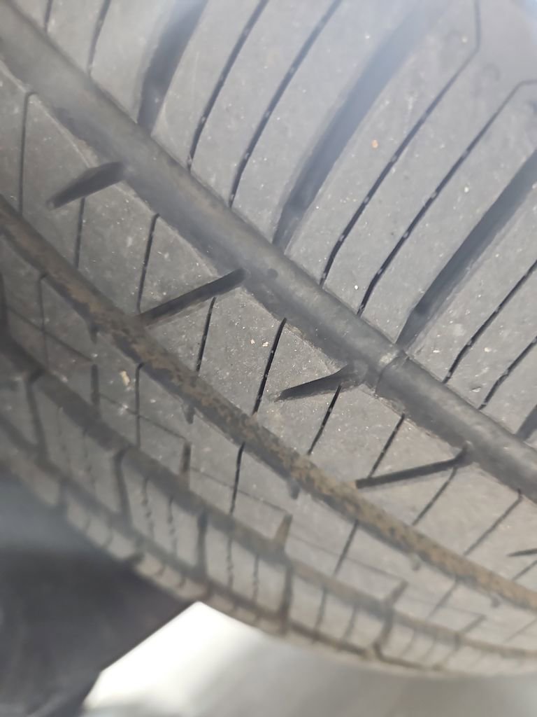 Certified 2021 Nissan Sentra SR image 28