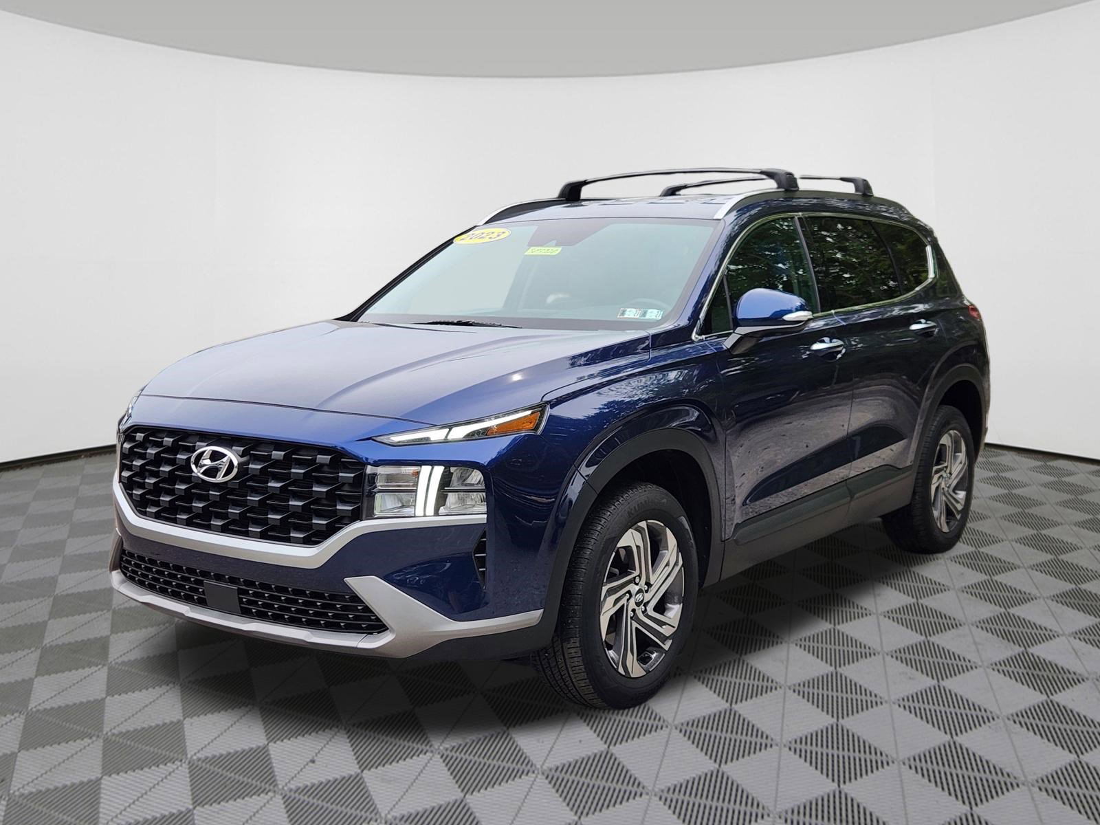 Certified 2023 Hyundai Santa Fe SEL AWD/4WD image 2