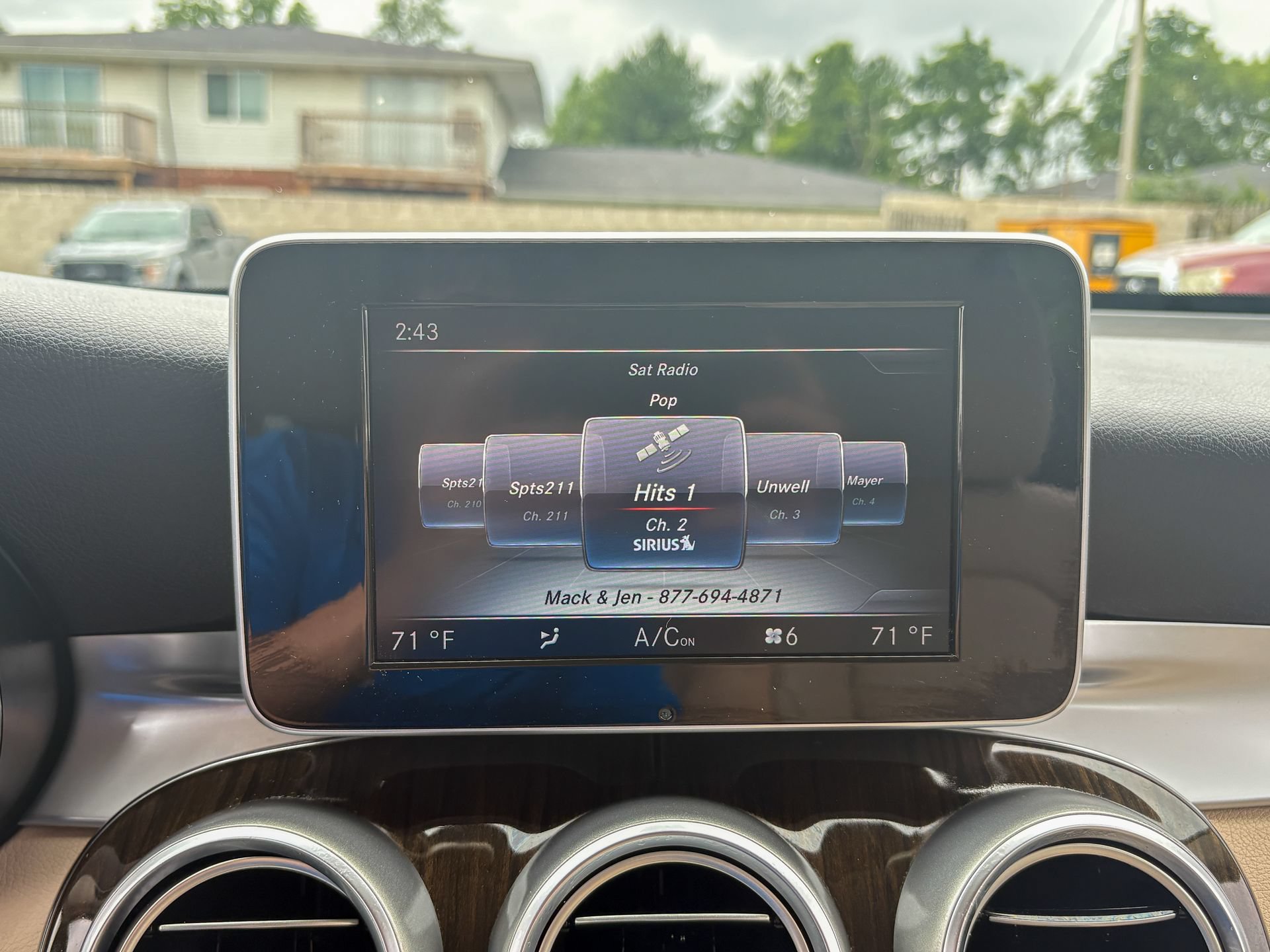 Used 2017 Mercedes-Benz GLC 300 image 32