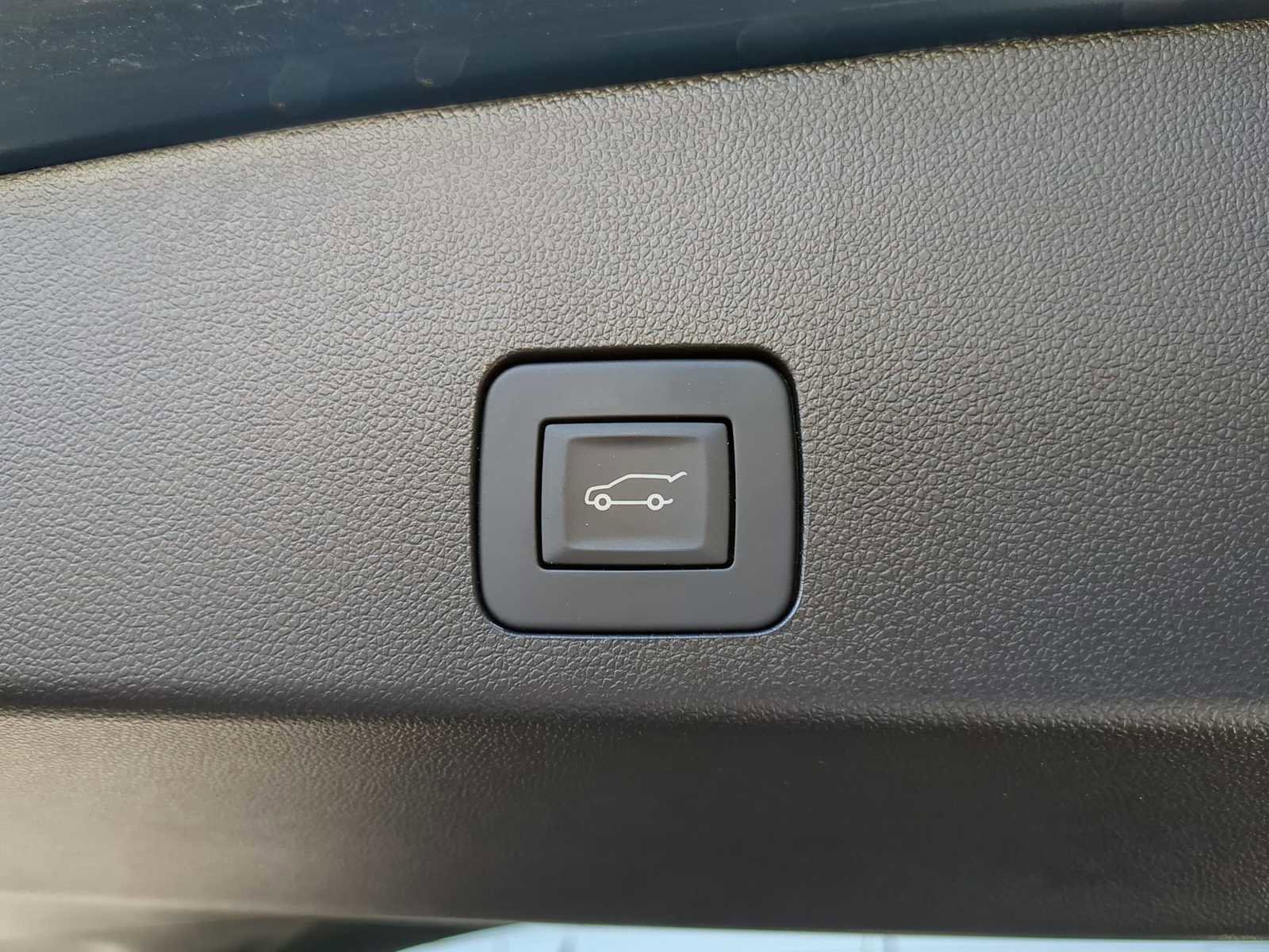 Used 2025 Buick Encore GX Preferred image 24