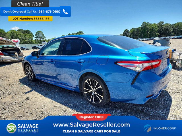 Used 2018 Toyota Camry SE FWD image 3