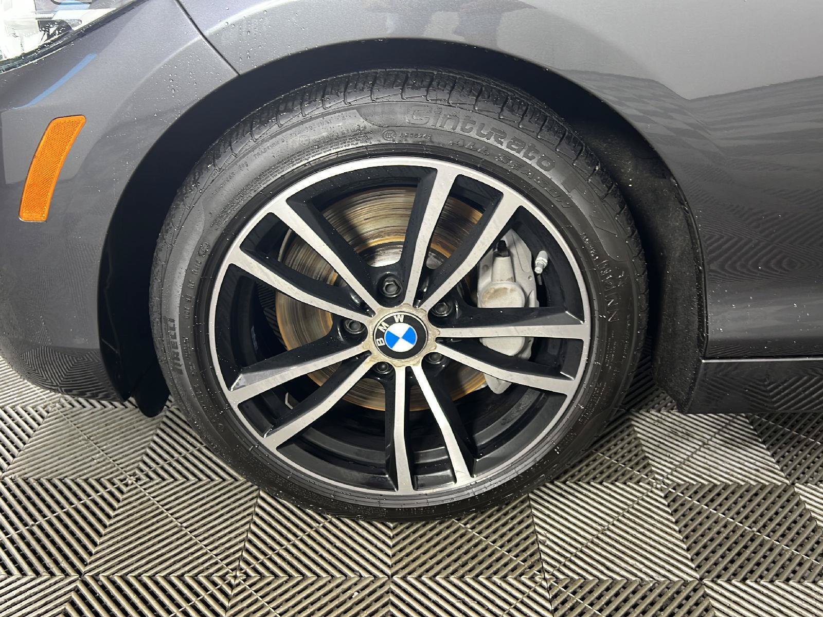 Used 2021 BMW 230i xDrive Convertible w/ Premium Package AWD/4WD image 32