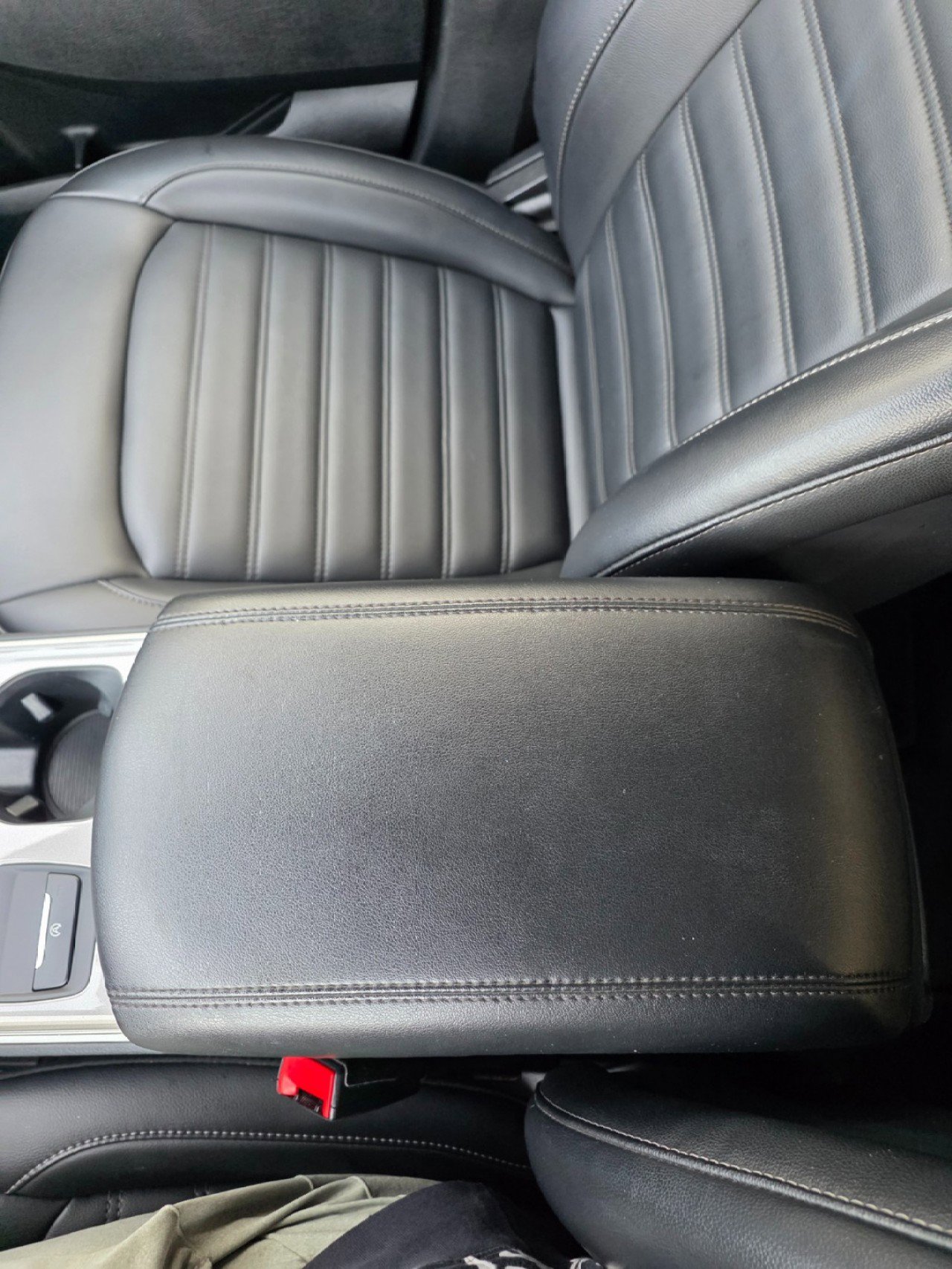 Used 2024 Ford Edge SEL image 26