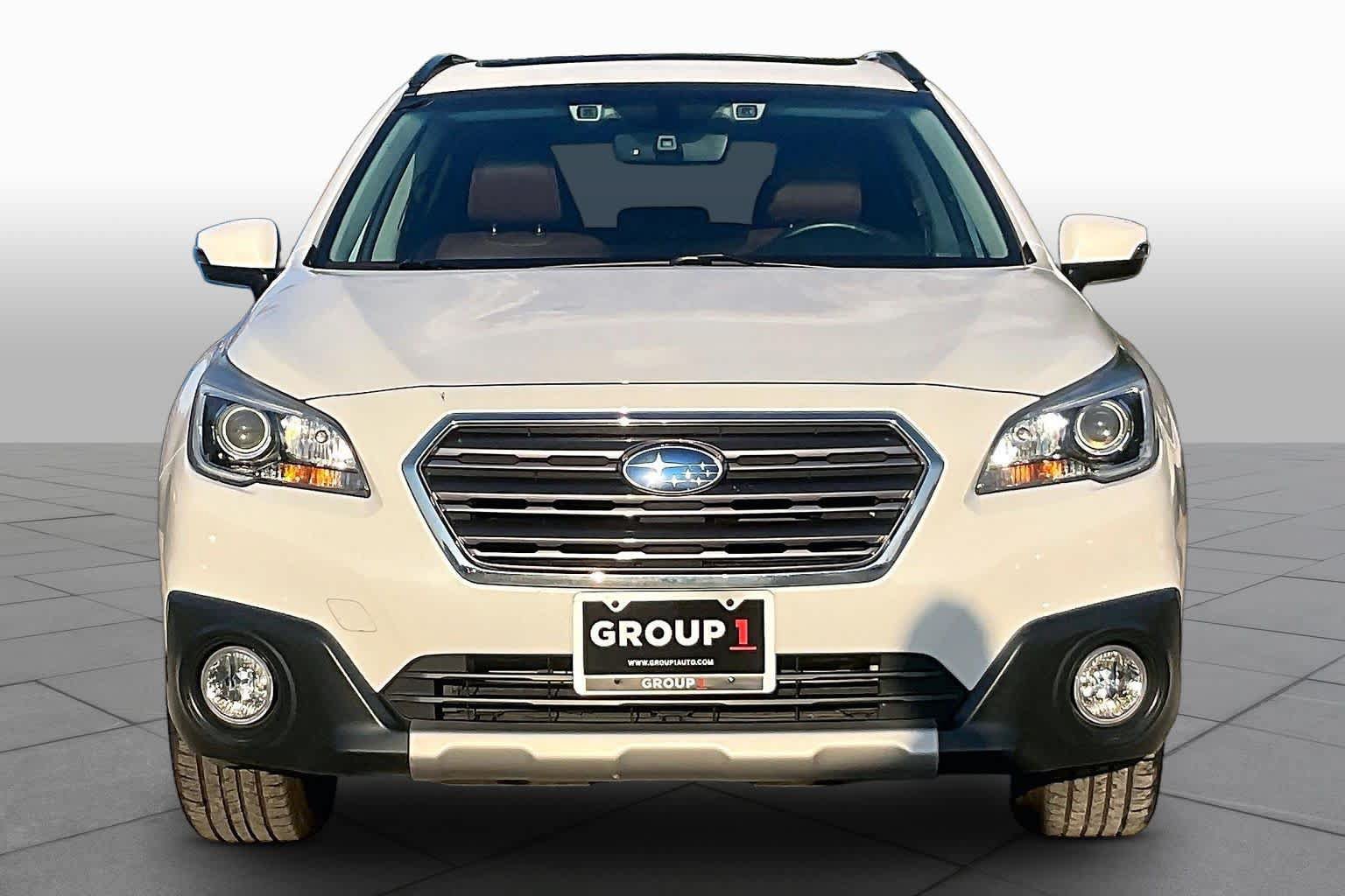 Used 2017 Subaru Outback 2.5i Touring w/ Popular Package #5A AWD/4WD image 4