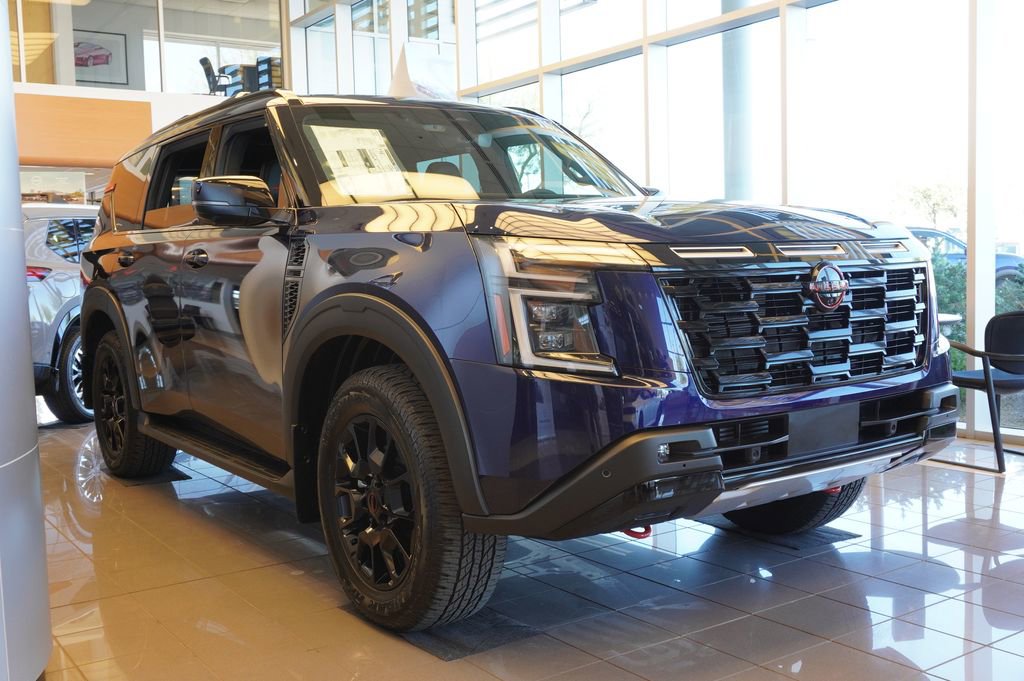 Certified 2025 Nissan Armada PRO-4X w/ Pro-4X Premium Package image 4