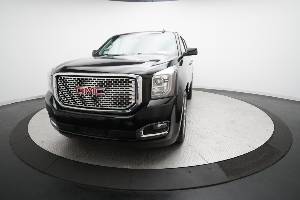 Used 2016 GMC Yukon Denali w/ Open Road Package RWD image 12