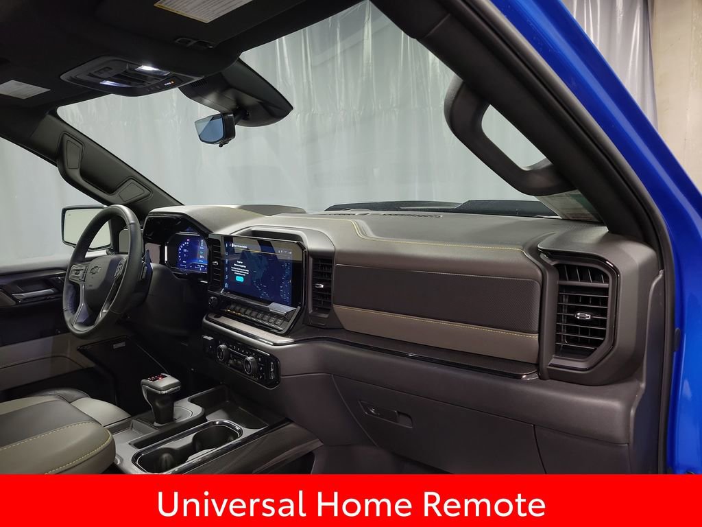 Used 2025 Chevrolet Silverado 1500 ZR2 w/ Technology Package image 28