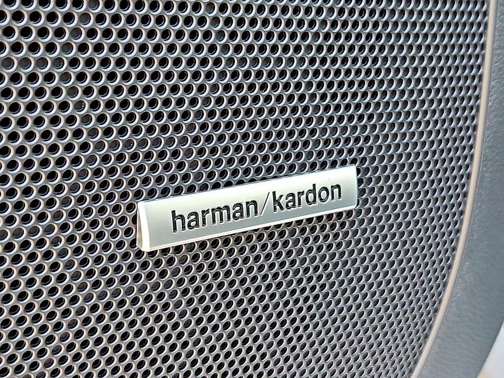 Certified 2025 Subaru Ascent Bronze Edition w/ Onyx Package image 17