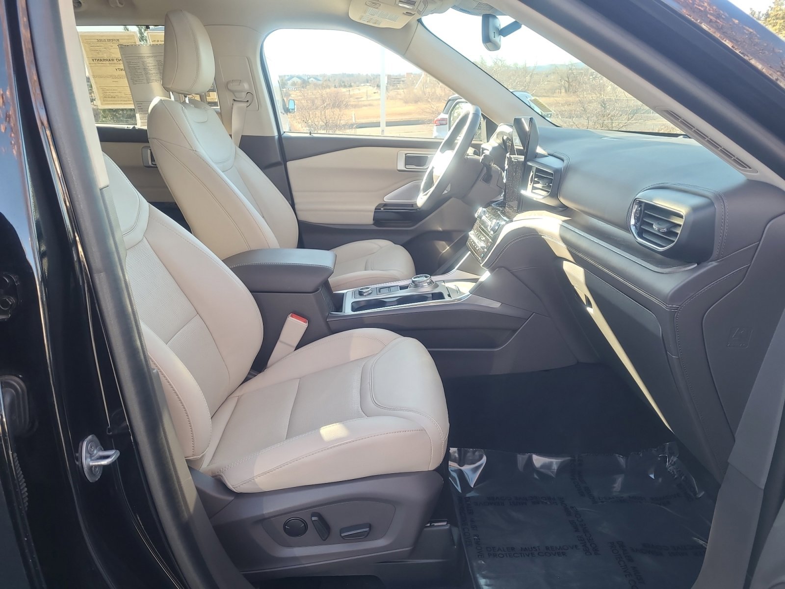 Certified 2023 Ford Explorer Platinum w/ Technology Package image 19