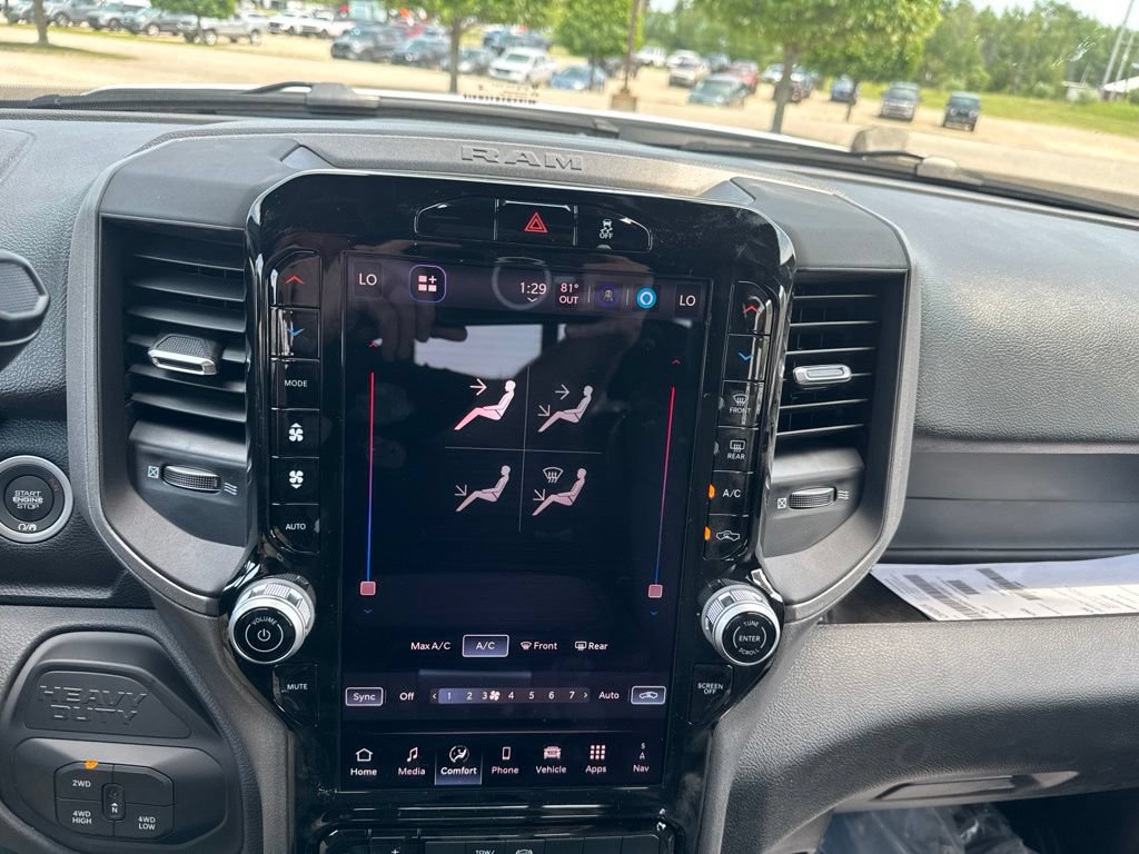 New 2026 RAM 5500 Tradesman AWD/4WD image 28