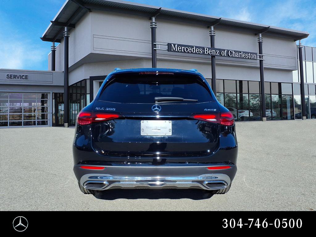 Used 2026 Mercedes-Benz GLC 300 4MATIC image 4