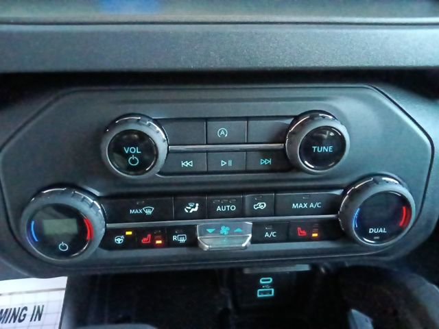 New 2025 Ford Bronco Badlands w/ Sasquatch Package image 23