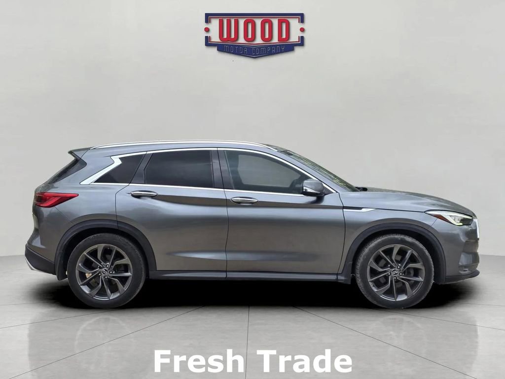 Used 2019 INFINITI QX50 Essential w/ Sensory Package AWD/4WD image 6