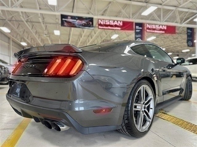 Used 2017 Ford Mustang GT Premium w/ GT Performance Package image 5