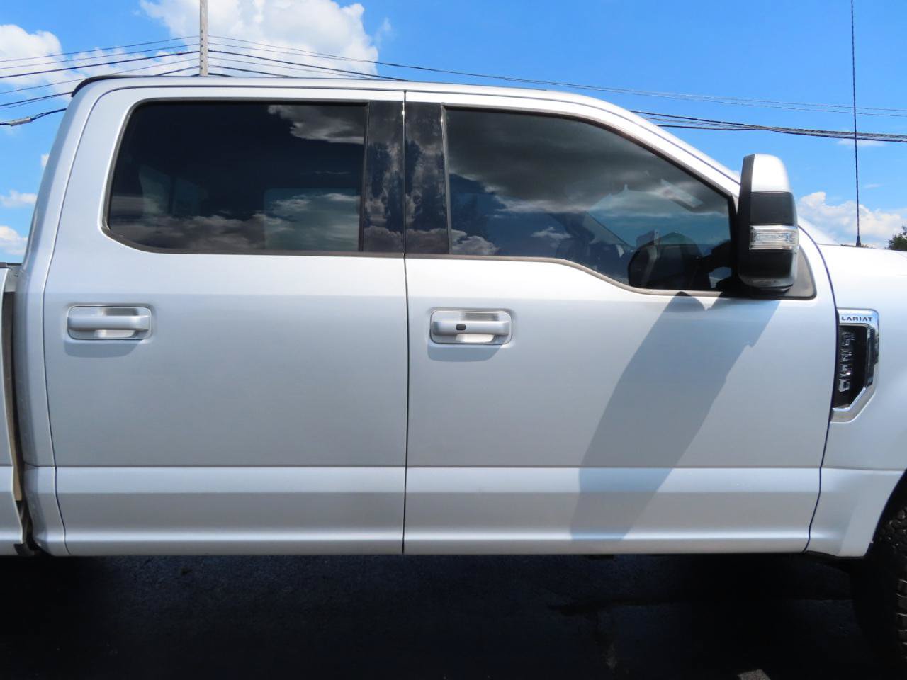 Used 2017 Ford F250 Lariat w/ Lariat Ultimate Package AWD/4WD image 23