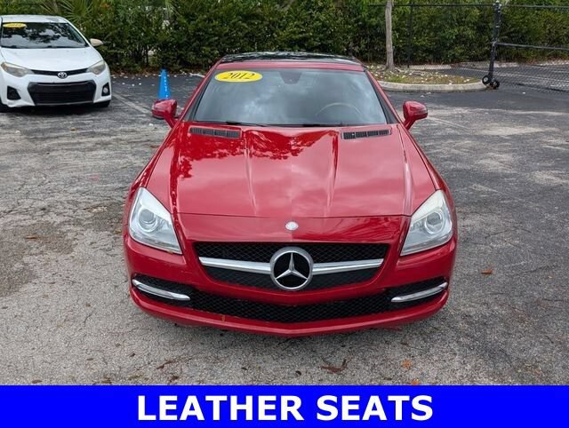 Used 2012 Mercedes-Benz SLK 350 image 2
