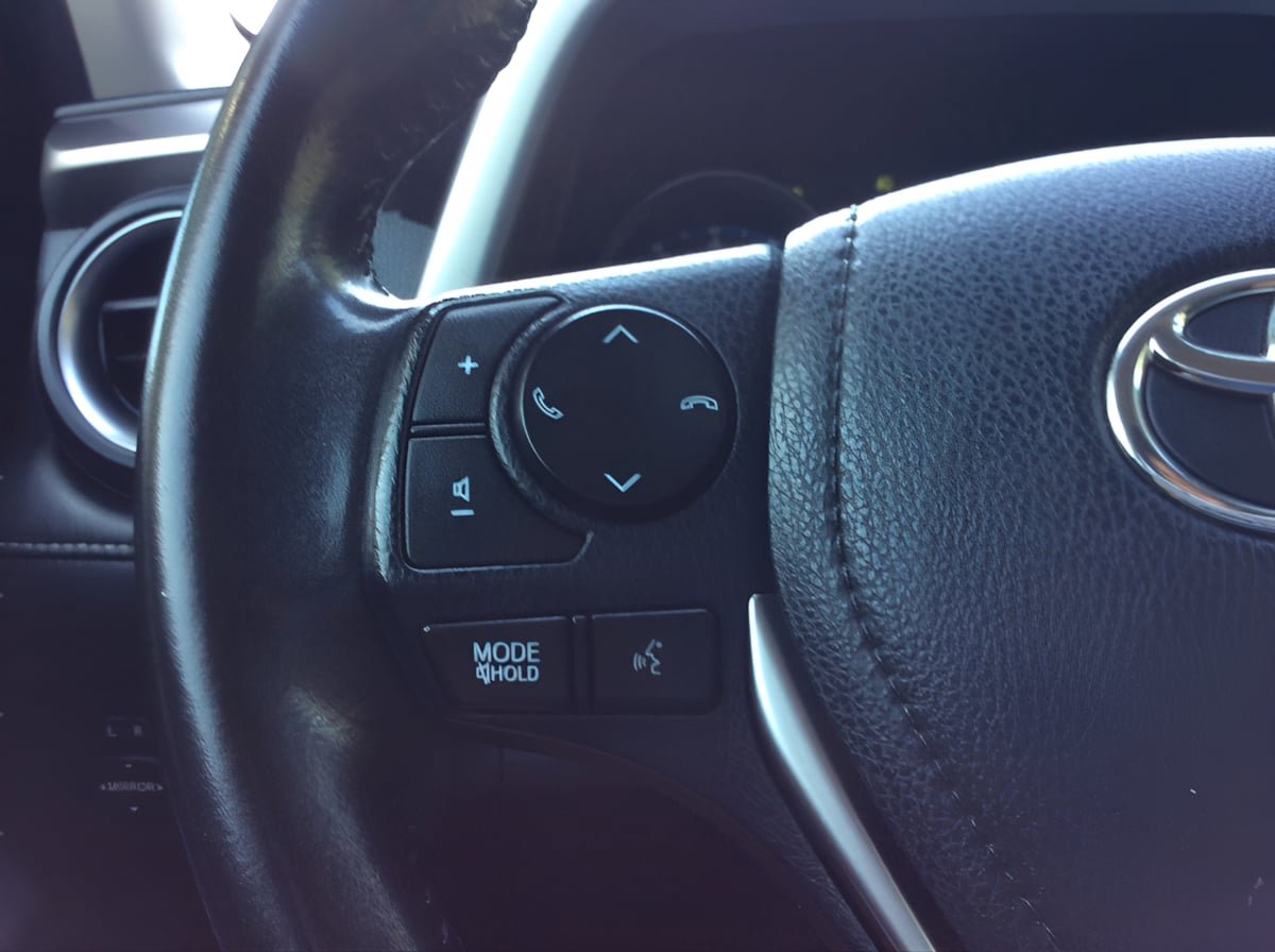 Used 2018 Toyota RAV4 XLE AWD/4WD image 23