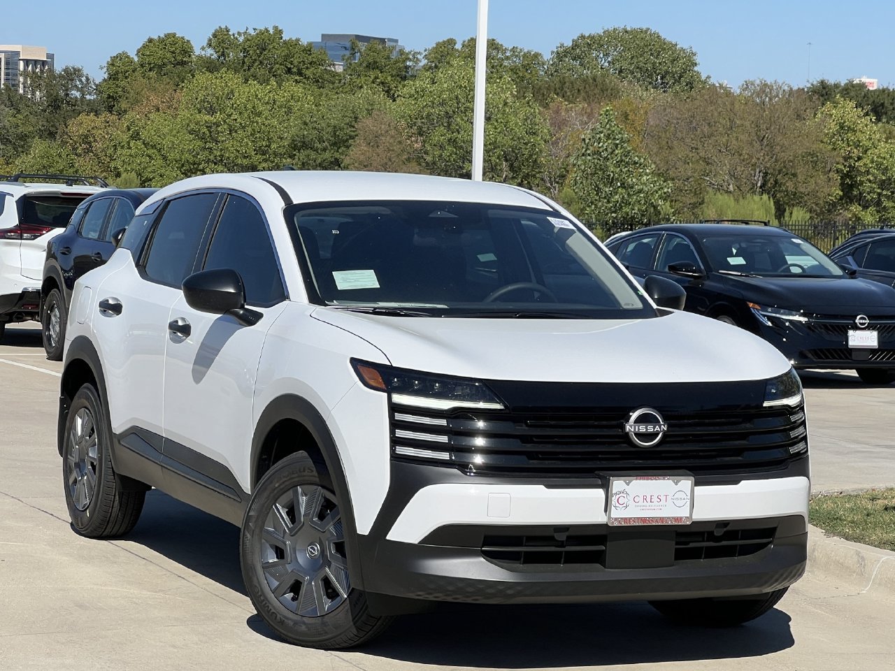 New 2027 Nissan Kicks S FWD image 2