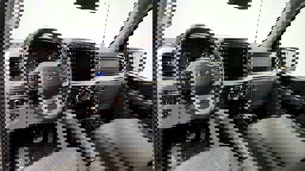 Used 2022 Ford F150 XLT w/ Equipment Group 302A High image 12