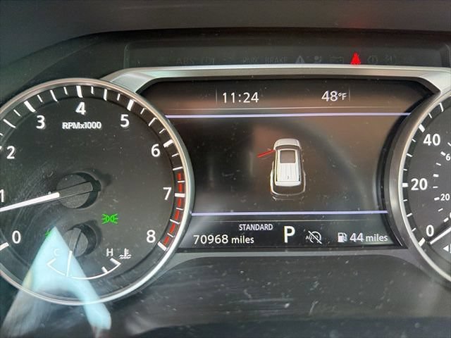 Used 2022 Nissan Pathfinder SL w/ Cargo Package FWD image 5