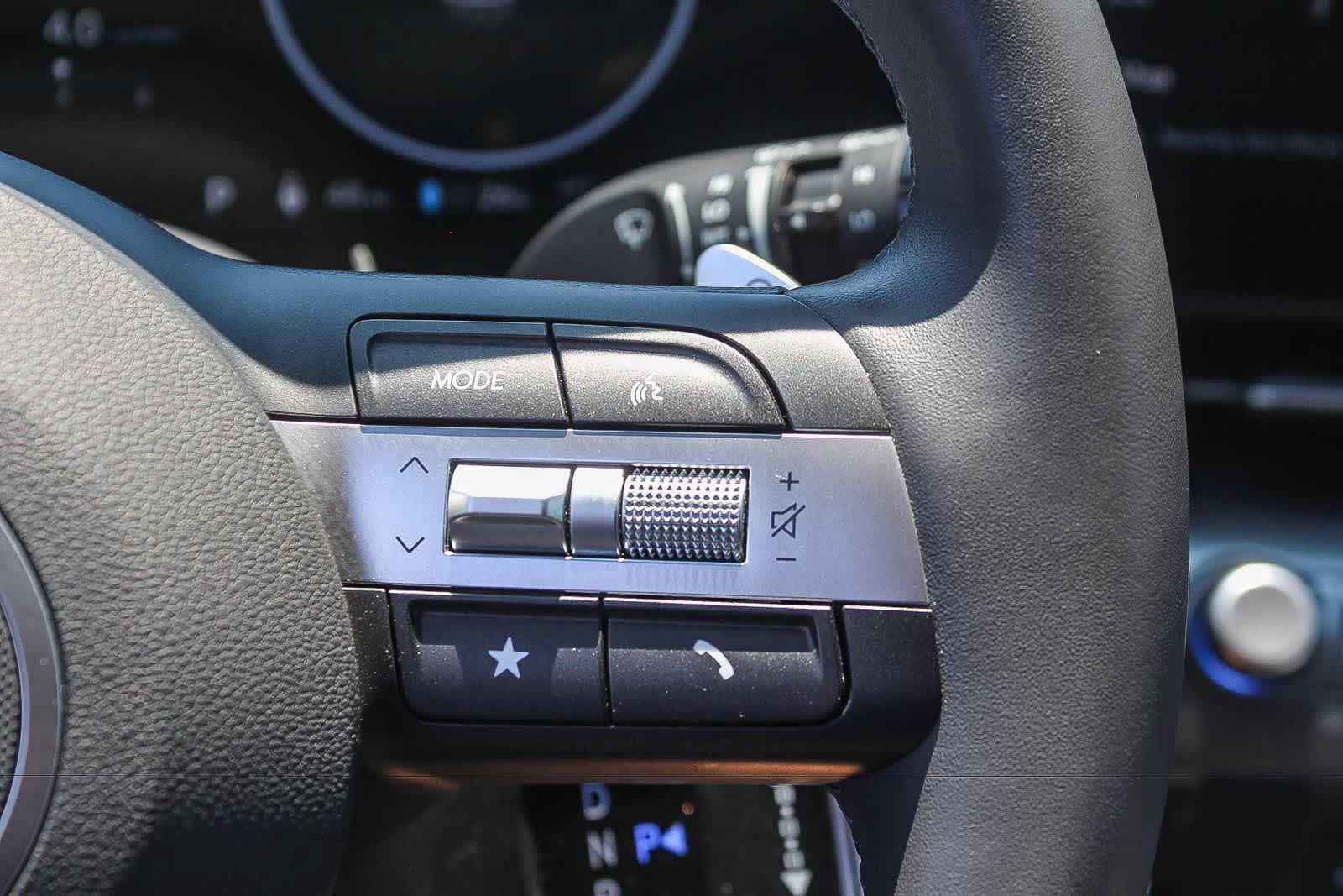Certified 2024 Hyundai Kona SEL FWD image 31