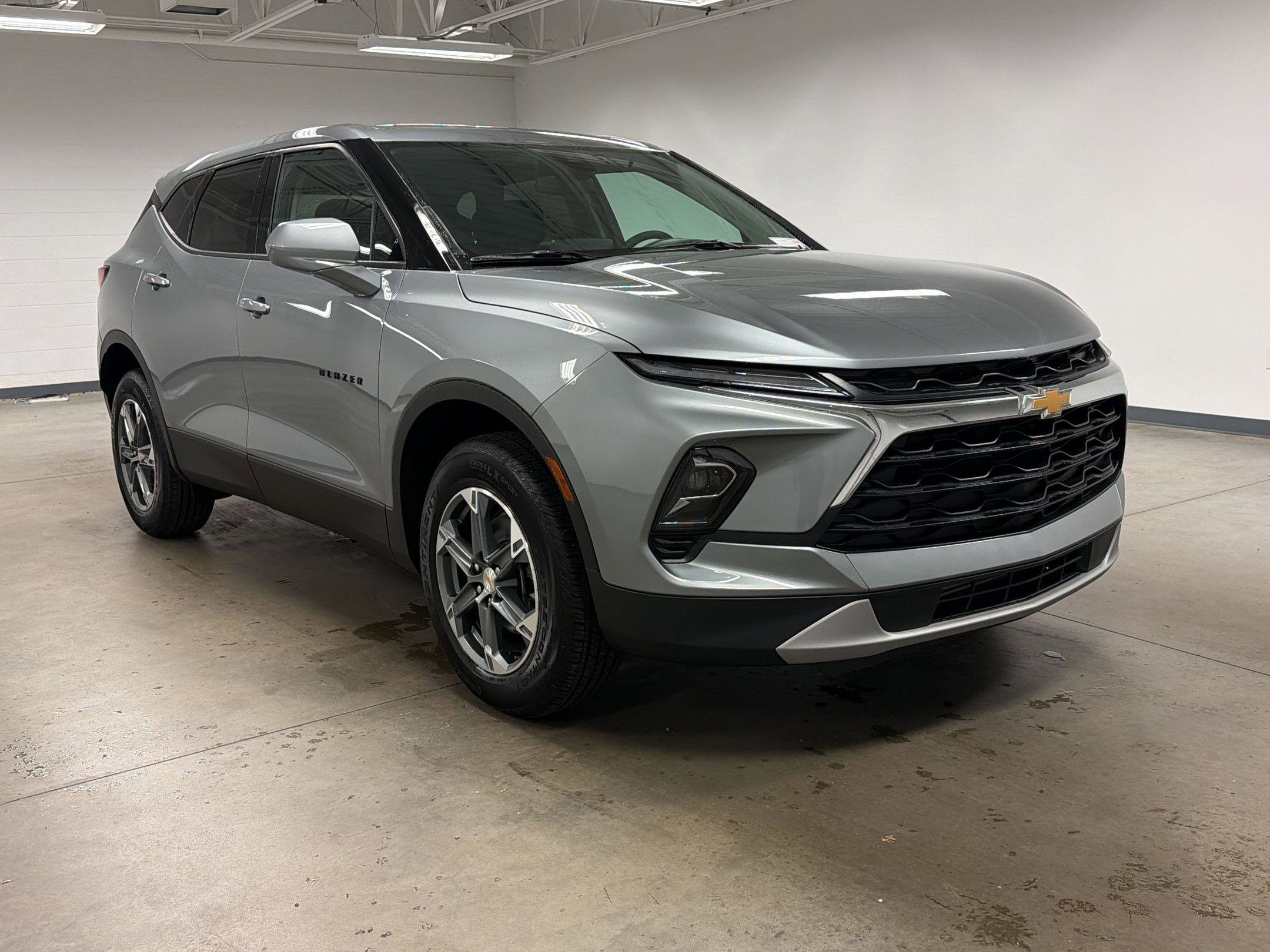 New 2026 Chevrolet Blazer LT w/ LPO, Floor Liner Package FWD image 6