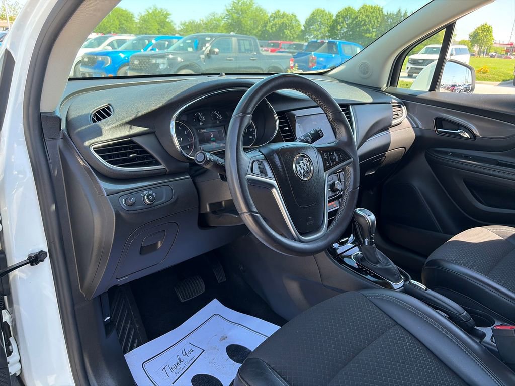 Used 2022 Buick Encore Preferred AWD/4WD image 14