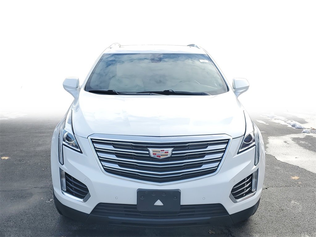 Used 2018 Cadillac XT5 Luxury w/ Driver Awareness Package image 2