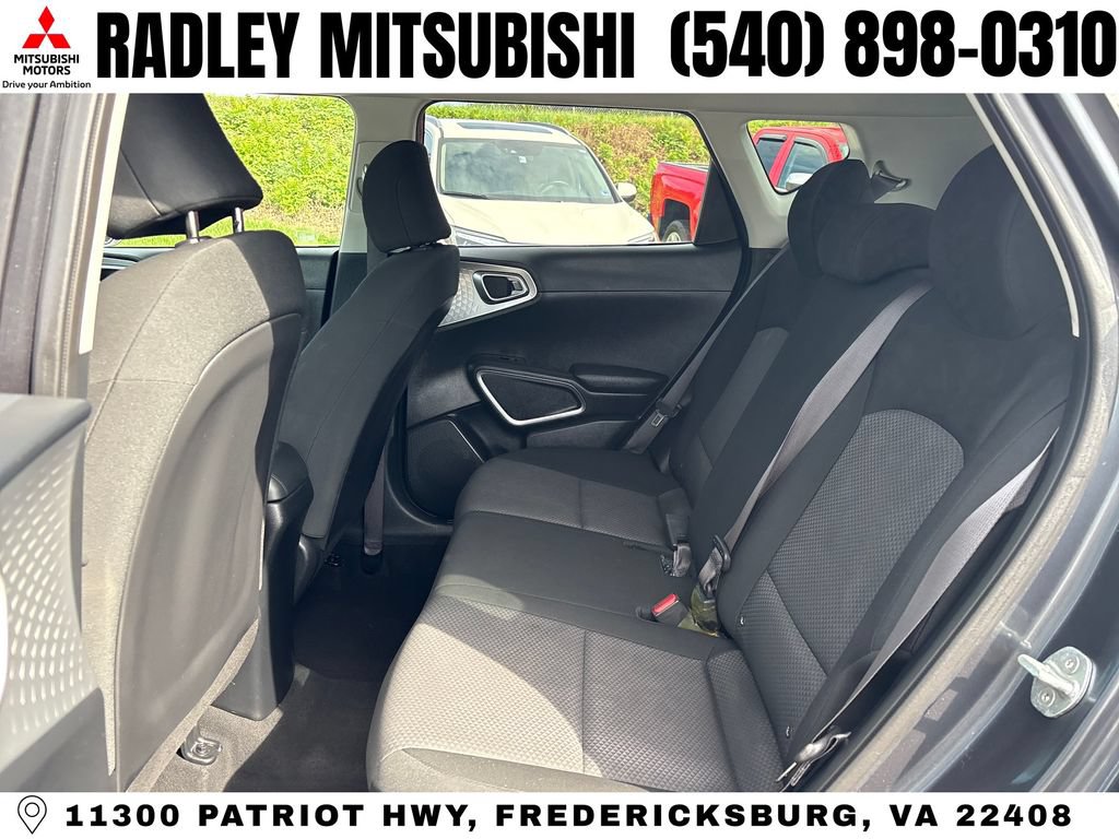 Used 2021 Kia Soul LX FWD image 12