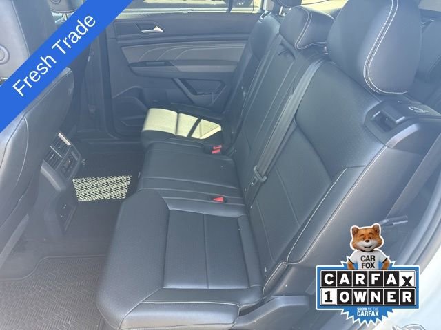 Used 2023 Volkswagen Atlas SE w/ Black Wheel Package FWD image 9