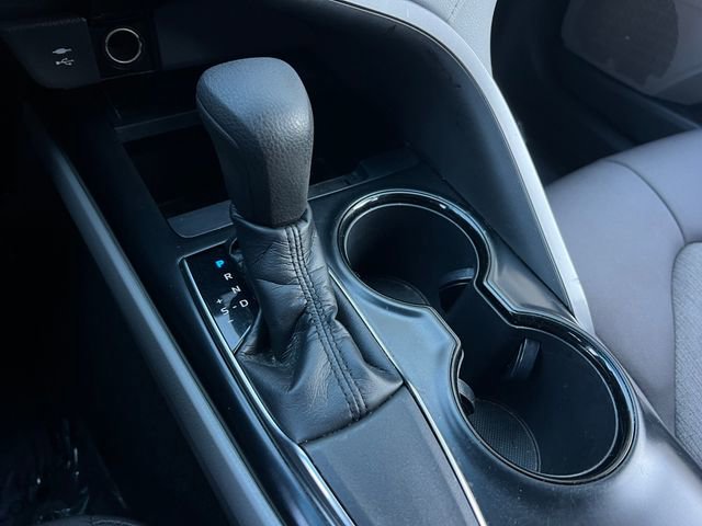 Used 2018 Toyota Camry L image 24